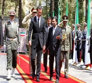 مع زحزحة الأسد عن عرشه: هل إيران مستعدة للاتفاق؟